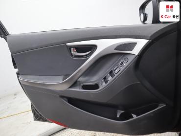 2012 - hyundai avante