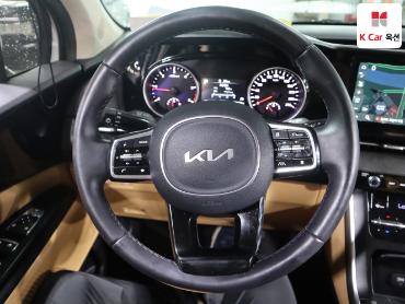 2023 - kia carnival