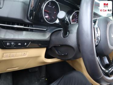 2023 - kia carnival