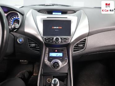 2013 - hyundai avante