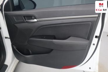 2016 - hyundai avante