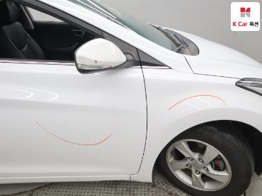2014 - hyundai avante