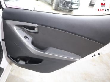 2014 - hyundai avante