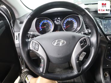 2014 - hyundai avante