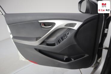 2013 - hyundai avante