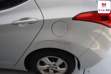 2013 - hyundai avante