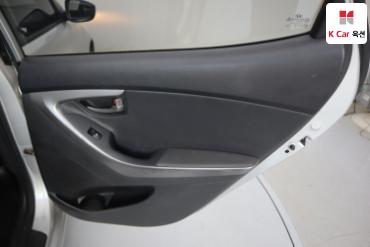 2013 - hyundai avante
