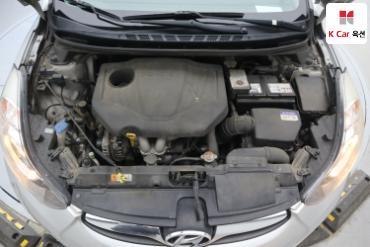 2013 - hyundai avante