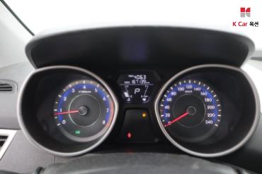 2013 - hyundai avante