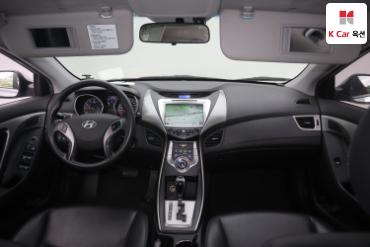 2013 - hyundai avante