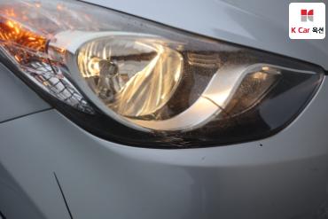 2013 - hyundai avante