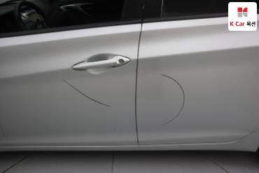 2013 - hyundai avante