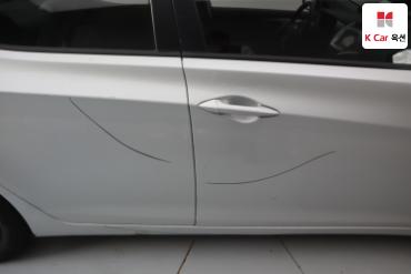 2013 - hyundai avante
