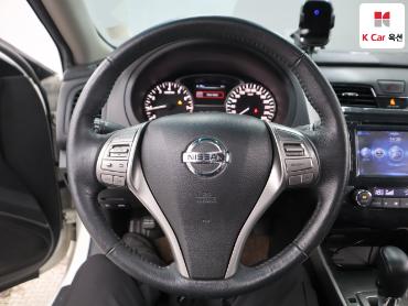 2016 - nissan altima