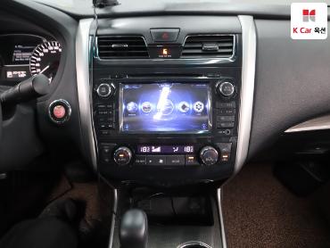 2016 - nissan altima