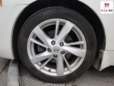2016 - nissan altima