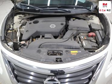 2016 - nissan altima