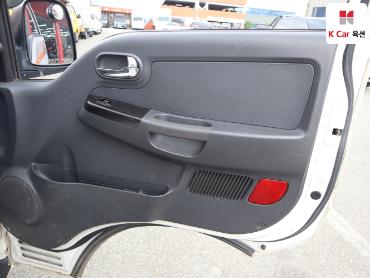 2017 - kia bongo iii