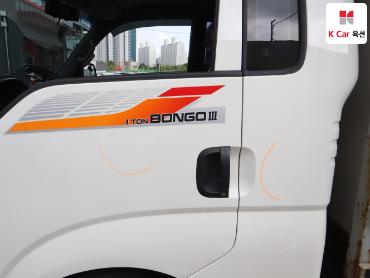 2017 - kia bongo iii