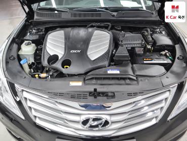 2011 - hyundai grandeur