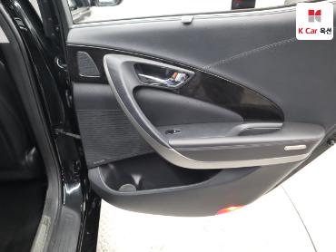 2011 - hyundai grandeur