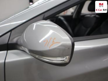 2011 - hyundai avante