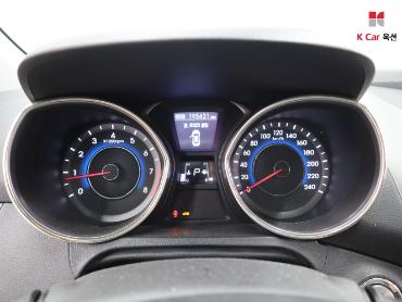 2011 - hyundai avante