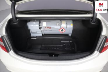 2016 - hyundai grandeur