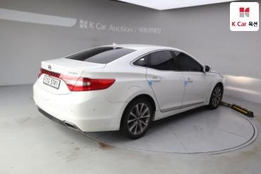 2016 - hyundai grandeur