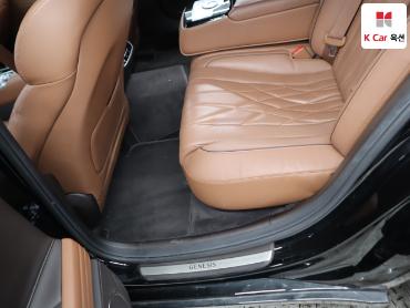 2021 - genesis g80