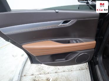 2021 - genesis g80