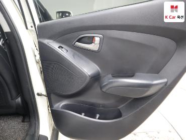 2010 - hyundai tucson