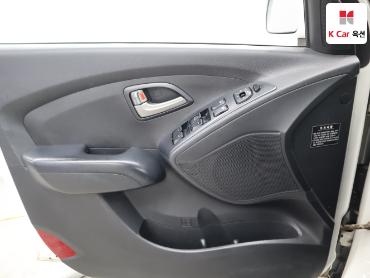 2010 - hyundai tucson