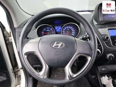 2010 - hyundai tucson