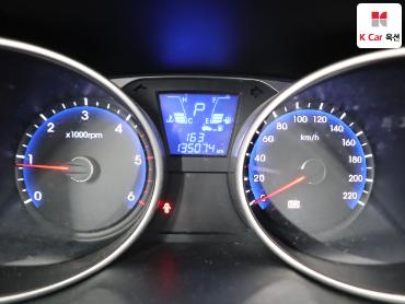 2010 - hyundai tucson