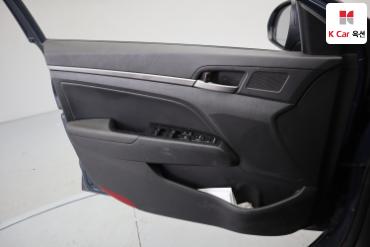 2017 - hyundai avante