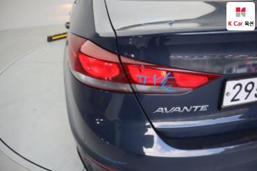 2017 - hyundai avante