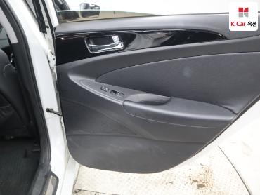 2010 - hyundai sonata