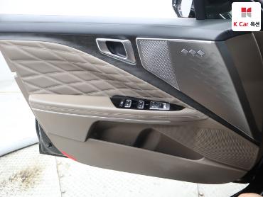 2023 - kia k8