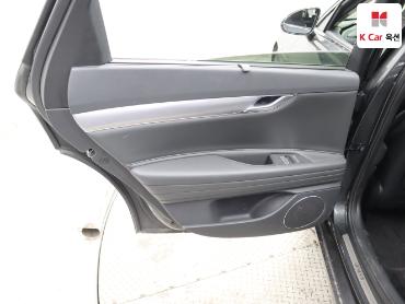 2021 - genesis g80