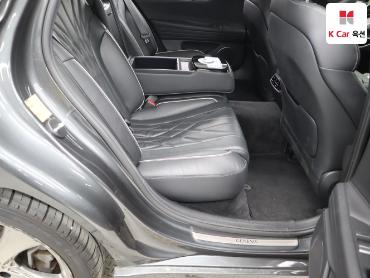 2021 - genesis g80