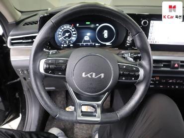 2022 - kia k5