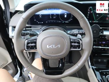 2023 - kia carnival