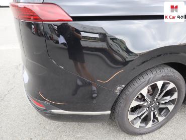 2023 - kia carnival