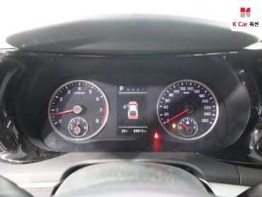 2022 - kia k5