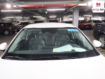 2022 - kia k5