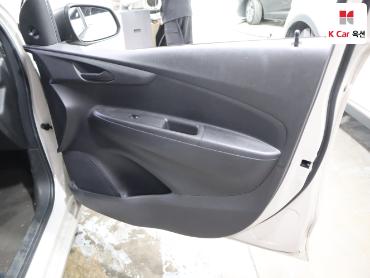 2016 - chevrolet spark