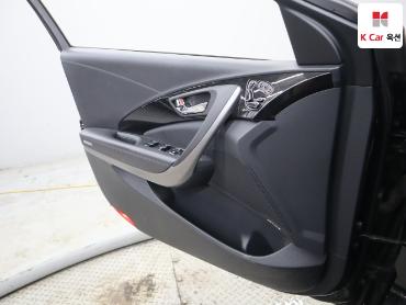 2016 - hyundai grandeur