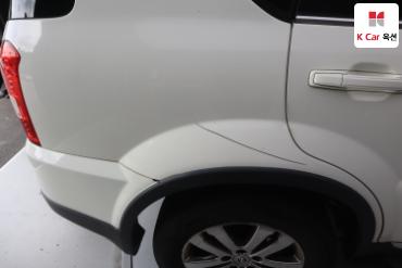 2014 - kg mobility (ssangyong) rexton