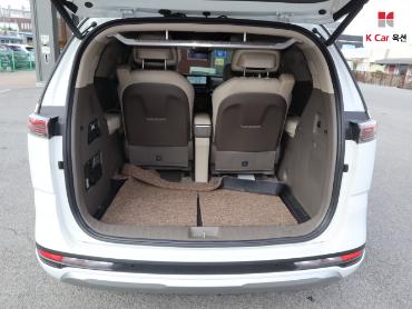 2022 - kia carnival
